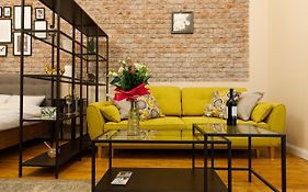 Stylish Flat In The Heart Of Historical Center